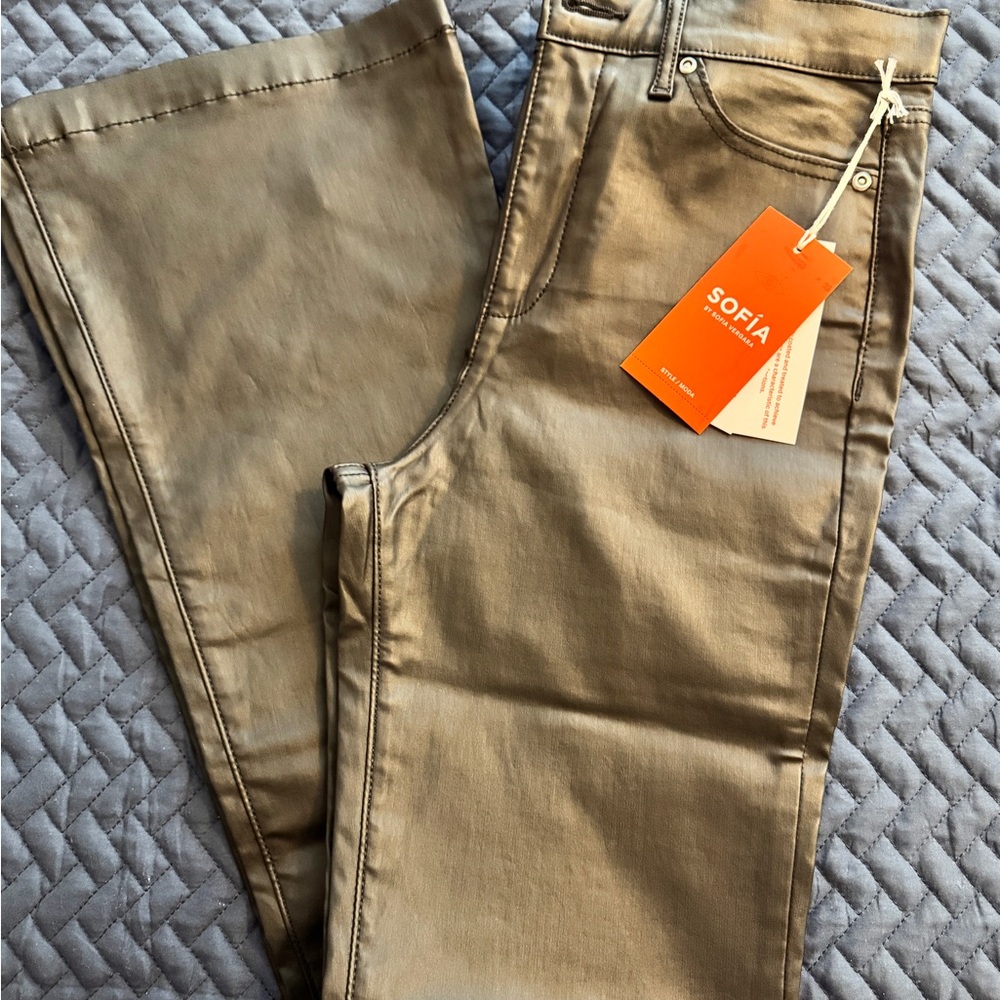 Melissa Black Flare Pants by Sophia Vergara.